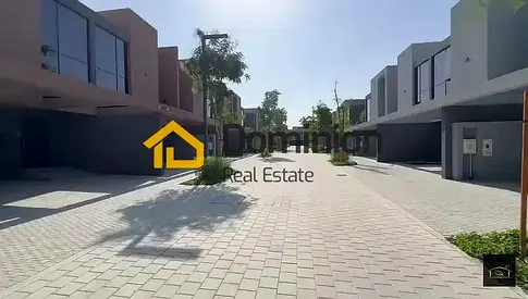Green Community | PRIME LOCATION | Modern Townhouse