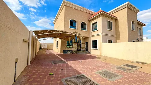 (Lavish 5BR Villa) In Hoshi with Majlis+Maidroom Just 130k
