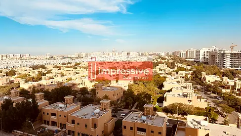 شقة بمقاس XL، غرفتا نوم + غرفة خادمة + غرفة غسيل - إطلالة على الحي