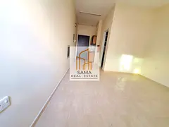SIDE KITCHEN STUDIO FLAT// WITH SPLIT AC// CLOSE TO MUWAILLAH PARK// RENT JUST 20K