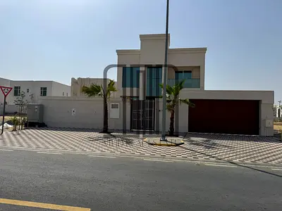 Luxury Villa for Sale in Sharjah – Al Hoshi | 5 Master Bedrooms