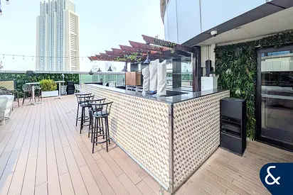 Rooftop Lounge and Bar | Open-Air Venue