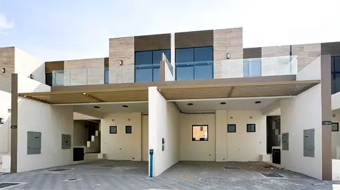 4-Bed + Maid | Single Row | Vastu Compliant