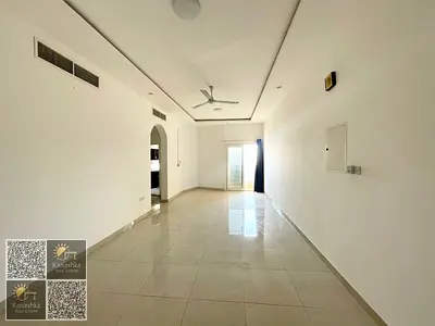 شقة واسعة مكونة من غرفتي نوم للإيجار في الياسمين، عجمان | بناية عائلية | 45,000 درهم سنويًا