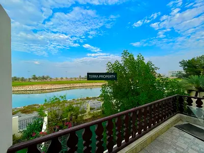 Spacious 4BR Townhouse | Lagoon View