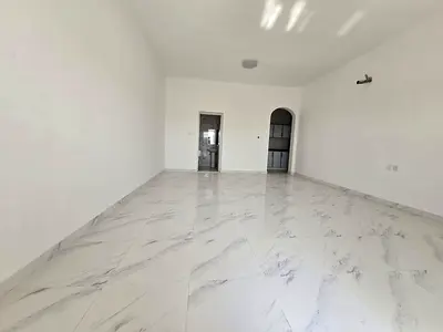 استوديو جديد للإيجار السنوي في الجرف 2 أول ساكن خلف السوق الصيني وقريب من سيتي سنتر عجمان