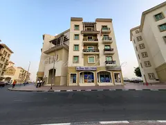 Corner Shop| Greece Cluster|Prime Location