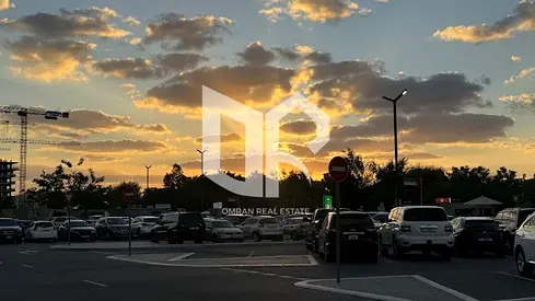 "لكل من يبحث عن بداية جديدة في بيئة متكاملة... هنا تبدأ أولى فصول حياتك الراقية.