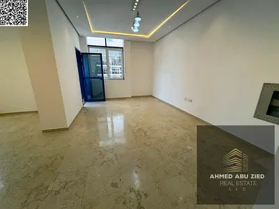 شقة مميزة جدًا للإيجار السنوي في النعيمية 3 بإطلالة بحرية رائعة، موقع حيوي وقريب من جميع الخدمات والمرافق.