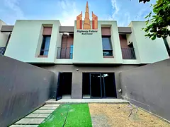 Luxurious 2BR Townhouse || Spacious Unit+Maid Room || 1 payment only || premium amenities