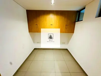 Spacious luxurious partion studio with appliances