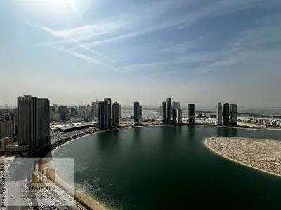 دوبلكس فخم بإطلالة بحرية – 4 غرف نوم