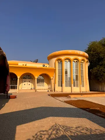 Luxury Huge Villa for Sale in Sharjah – Talaa Area