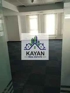 Offices for rent in Al Madar, Umm Al Quwain, ready to move, parking, bathrooms.
