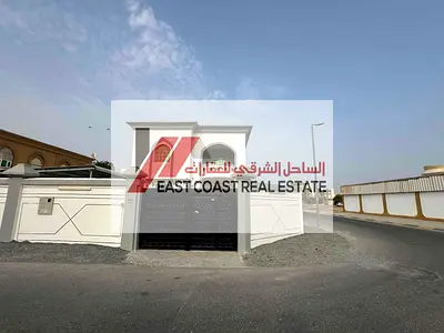 Villa For rent in Fujairah Alfaseel