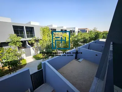 ✨Stunning 4BR middle Townhouse in Robinia, Masaar!✨