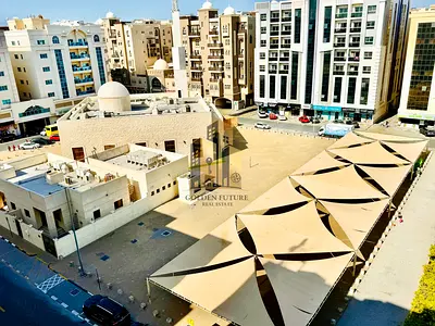FRONT OF THE PARK - Low budget offer - Coverd parking Only Family