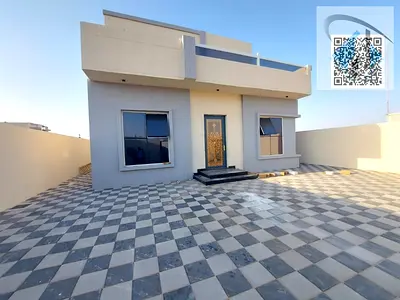Freehold villas for all nationalities, including registration and ownership fees. Excellent location close to all services, with a rooftop terrace.