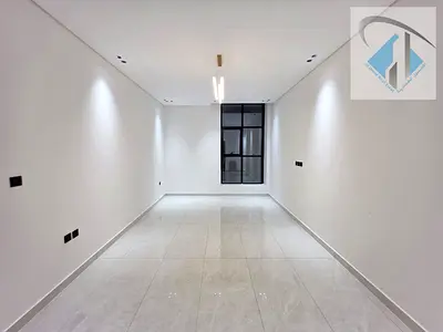 للبيع فيلا 5 غرف تملك حر وشامل الرسوم وبقسط شهرى 5500 درهم