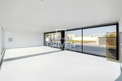 Luxury Villa | For GCC | Vacant | Prime Location