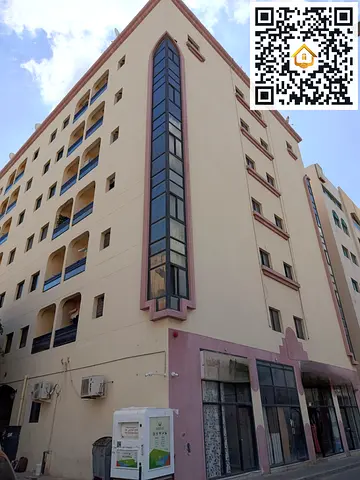 : للبيع بناية استثمارية مميزة – البوطينة (حي شرق)