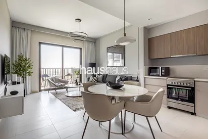 Gorgeous Park View | Exquisitely Furnished | Luxe