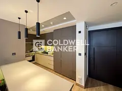Low Rise Building | Prime Location | Large Layout