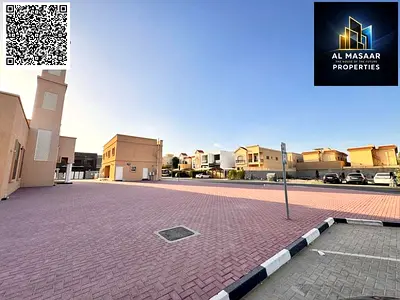 للبيع قطعتين ارض امام المسجد مباشرة مساحة الواحدة 5000 قدم تملك حر لجميع الجنسيات