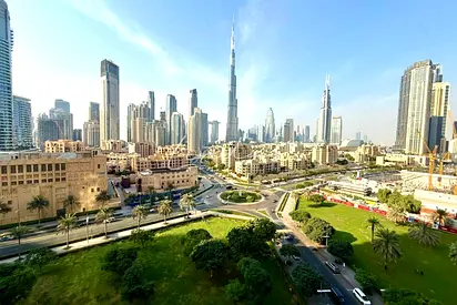 Burj Khalifa View | Fully Furnished | Chiller Free