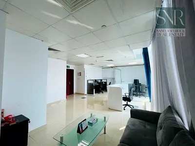 Fully Fitted Workspace | High Floor | Investor Deal