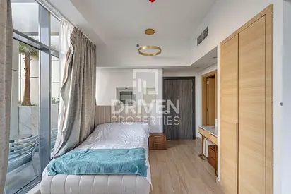 Bright Studio | Ready to Move in | Community View