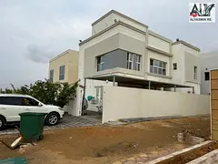 Opportunity to own a villa with an area of ​​3900 sq ft in Al Yasmin, on a street and alley, inc