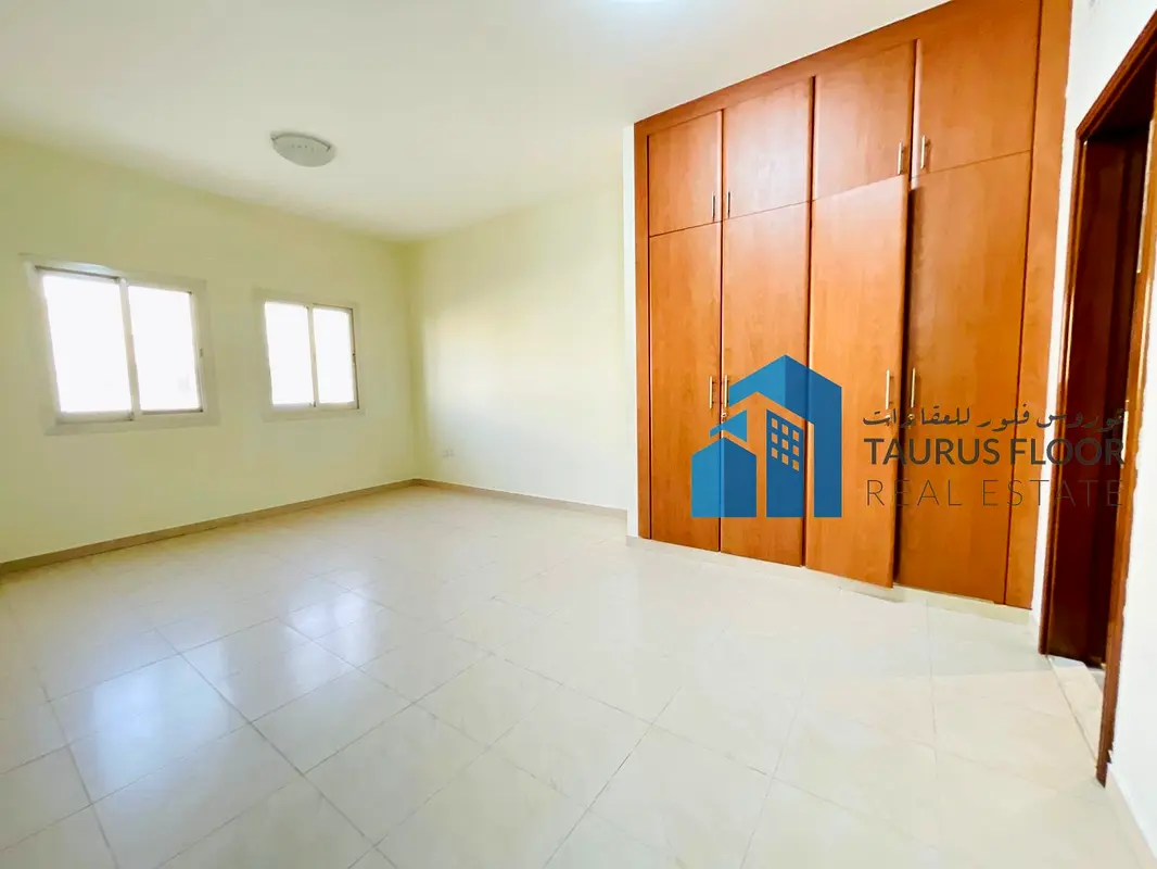 Close to Water Front market | 3 Bed + Maids Vill