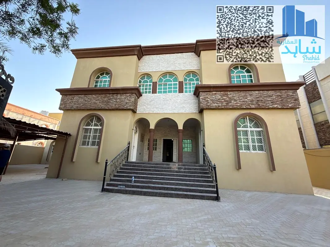 🏡 فيلا للبيع في الروضة ٣، ١٠ غرف نوم، موقع مميز