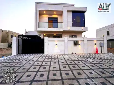تملك فيلا جاهزة بالكهرباء والمياه قريب حديقة الحميدية 5 غرف