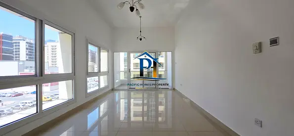 Modern & Luxurious 02 Bhk Apartment available with Full Facilities ((Near to pond Park ))