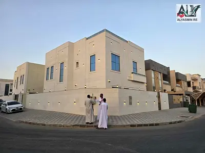 Luxury villa for rent, fully furnished and ready for immediate occupancy.