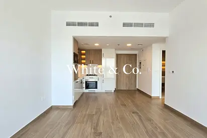 High Floor | Pool View | Kitchen Equipped