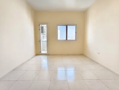 Gym pool free 4 chq ready to move with 2 balcony