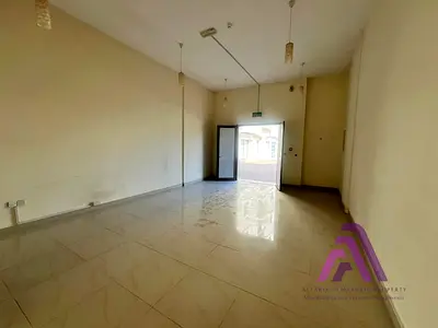 Grow Faster in Russia Cluster | Premium Road-Facing Shop – Prime 473 Sq. Ft