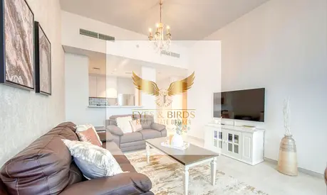 Fully Furnished | Great Unit | Multiple cheques| Available in june