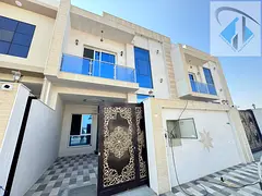 Villa for sale at a great price and in a prime location. 5 bedrooms, super deluxe finishing, freehol