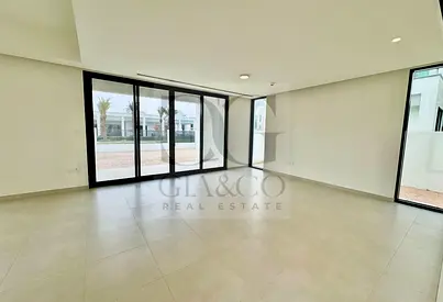 Multiple Cheques | Close To Pool | Ideal Location