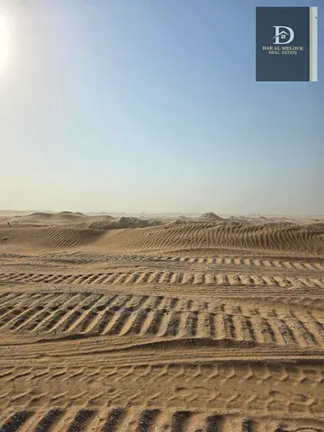 للبيع في الشارقه   منطقه السحمه   قطعه ارض سكني استثماري مساحه ٢٤٢٢ قدم موقع مميز جدا   ثاني قطعه من شارع ٩٧ متر الرئيسي مقابل السيوح