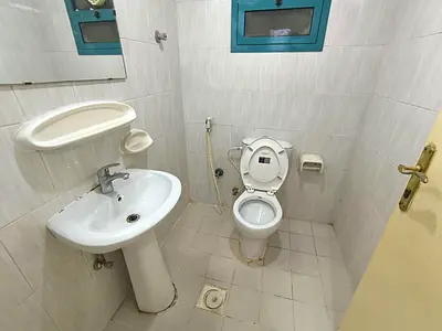 1 Month Free 2BHK With Central AC And Balcony 35k