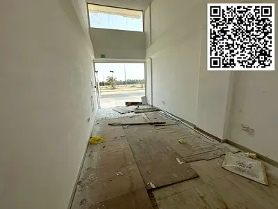 🏪 محل تجاري للإيجار في الباهية – أول ساكن، على الشارع الرئيسي، أمام قصر الحاكم 🏪
