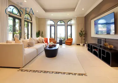4BR+Maid Villa at Palm Jumeriah I Beach Access I Fully Furnished