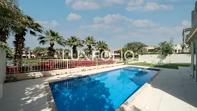 Premium | Lake View | Immaculate