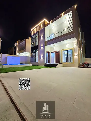 Villa with water, electricity, air conditioning, and a swimming pool, ready to move in. Only one year old.