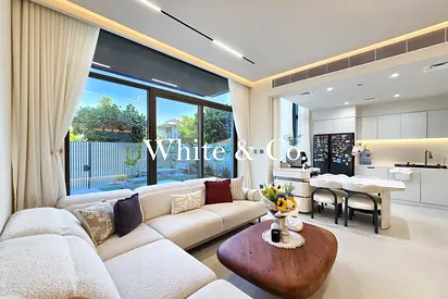 Furnished | Upgraded | Vacant on Transfer